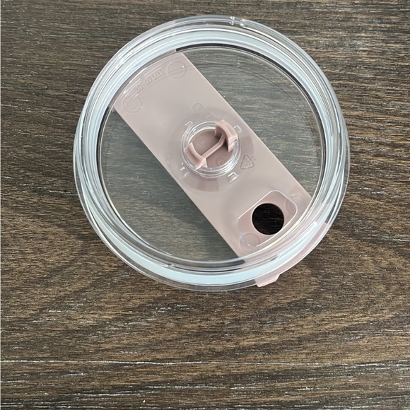 Stanley Tumbler Strawflowr - Picture 5 of 8